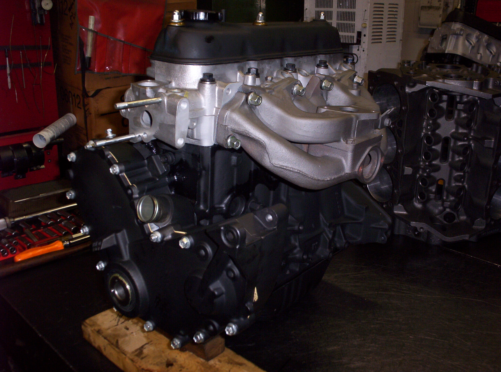 Rebuilt chrysler 318 engines #4